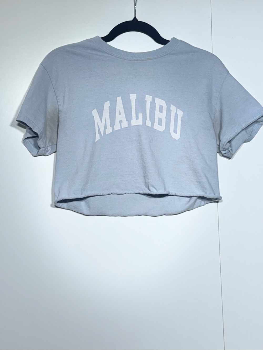 Malibu Graphic Crop Tee - Light Blue
